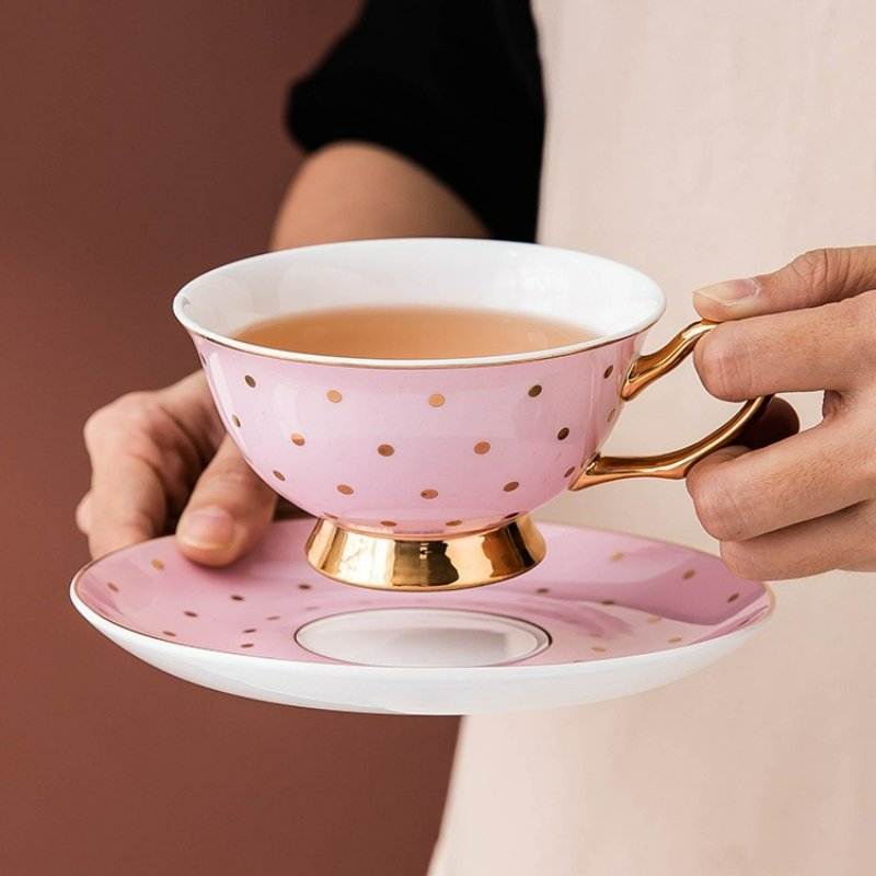 Water Tea And Coffee - セラミックピンクコーヒーマグカップ、ディッシュティーカップ付き、オフィス用ドリンクマグ、絶妙なアフタヌーンティーカップセット、キッチンホームドリンクウェア、ウォーターカップ