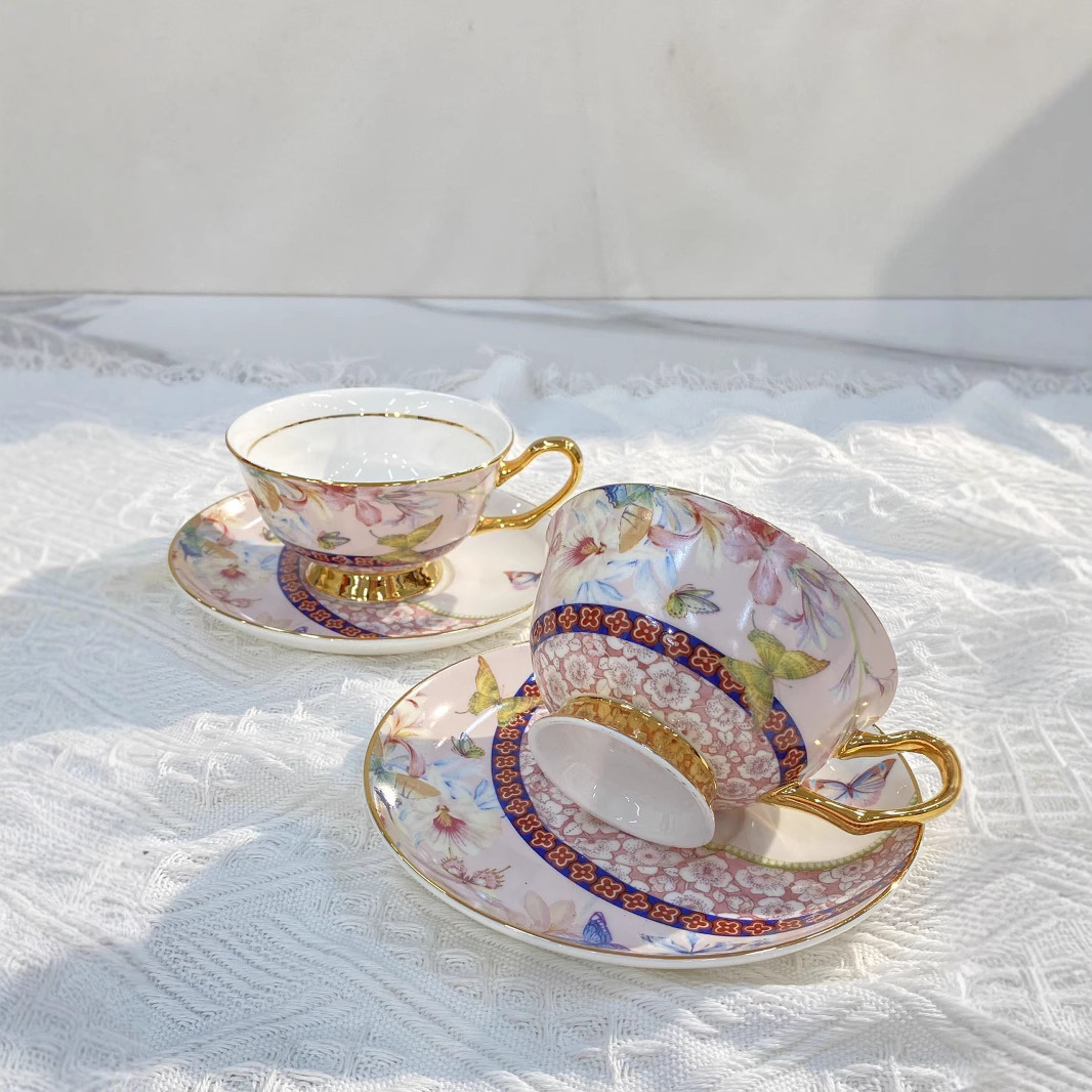 古典的な磁器製カップ＆ソーサー 220ml 金メッキコーヒー - Water Tea And Coffee のレビューと価格