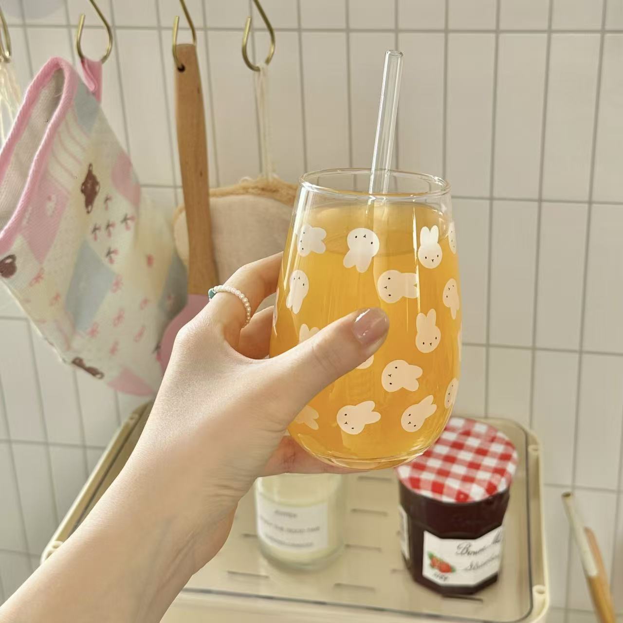 かわいいミッフィーのウサギ柄プリントガラスタンブラー、大容量 - Coffee Tea Gift のレビューと価格